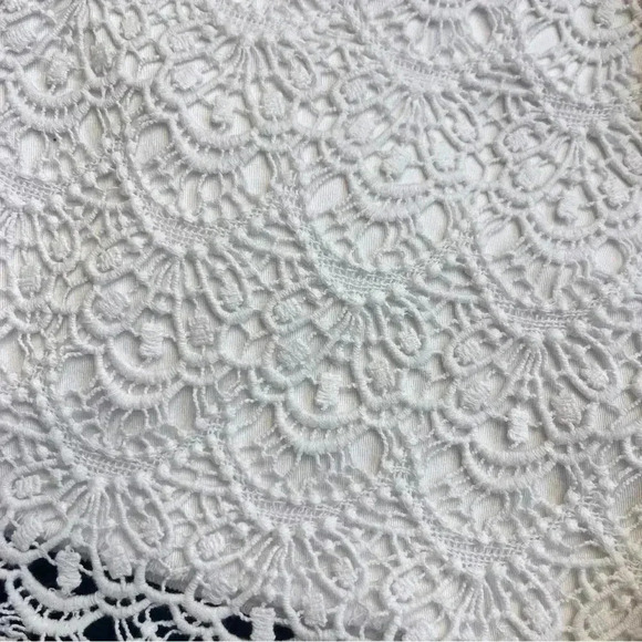 Phanuel white lace crochet shorts women’s L - Picture 2 of 5